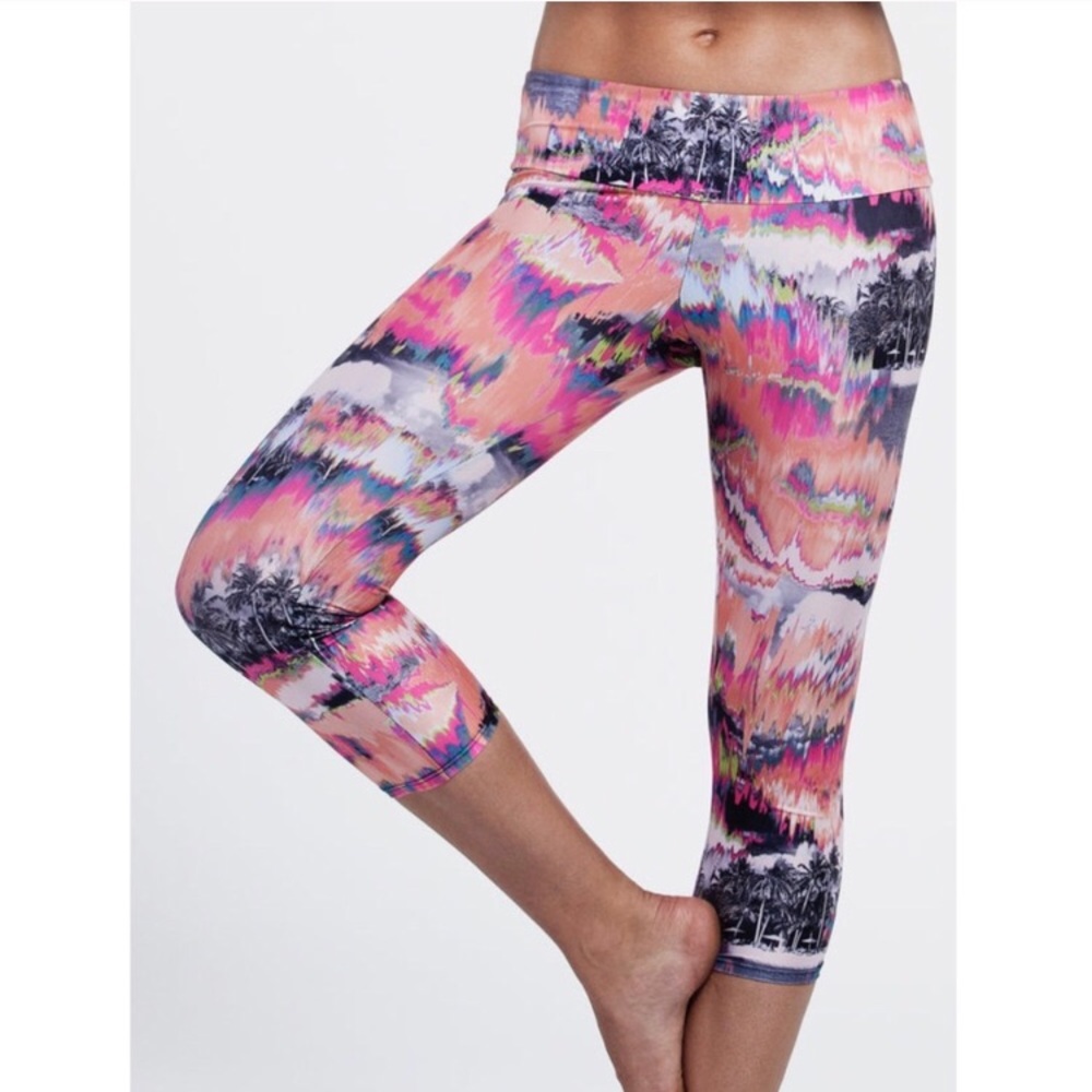 Onzie crop leggings